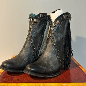 Corral cowgirl boots